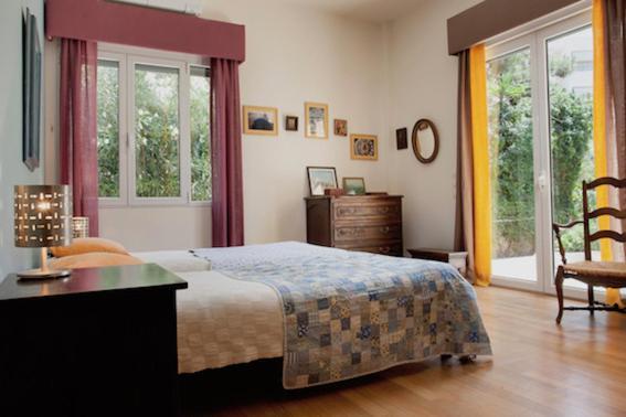 Maison de Famille Athènes Extérieur photo